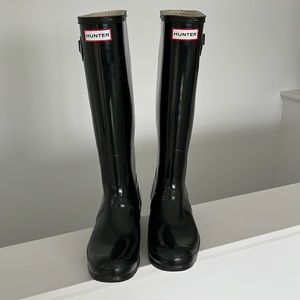 LIKE NEW Hunter boots